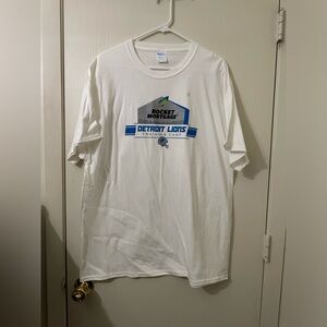 Detroit Lions Advertising Graphic T-Shirt Size XL Mortgage Rates are DROPPING